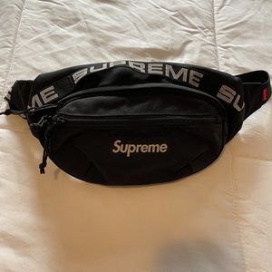 Supreme Ss18 waist bag